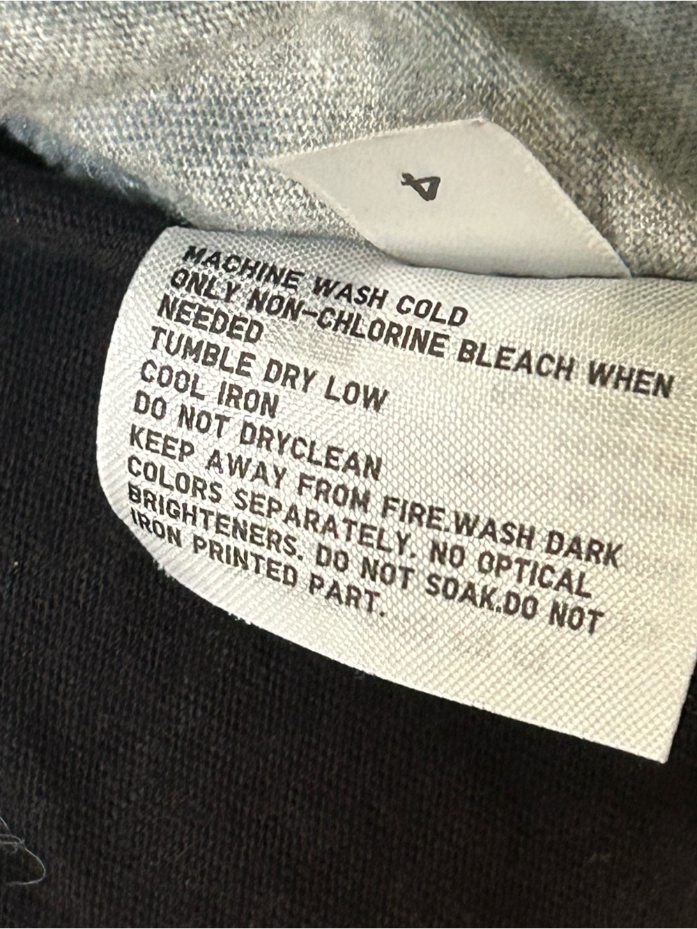 Uniqlo Men’s Short Sleeve Graphic Tee Grey & Black SPRZ NY Andy Warhol Chest 23” - Picture 6 of 9